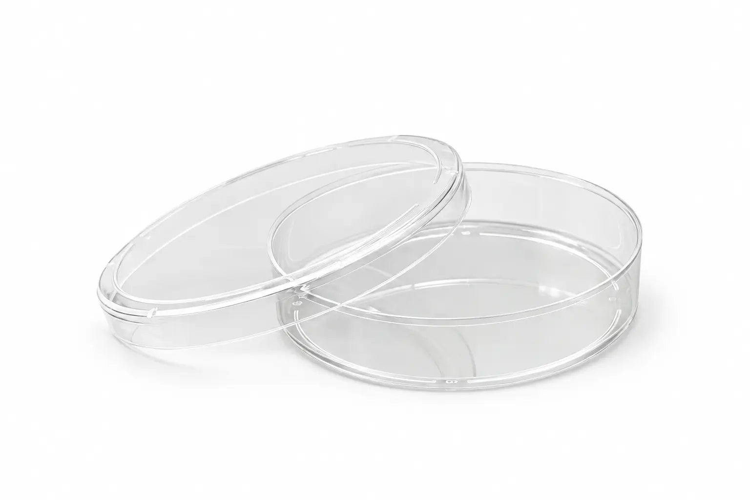 Petri dishes for microbiology, microbial culture, sample incubation, and routine laboratory research applications.