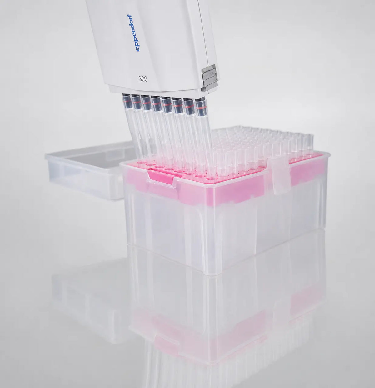 Universal Pipette Tips, Boxed, Sterile, Low Retention, Non-Filter  Direct2Lab
